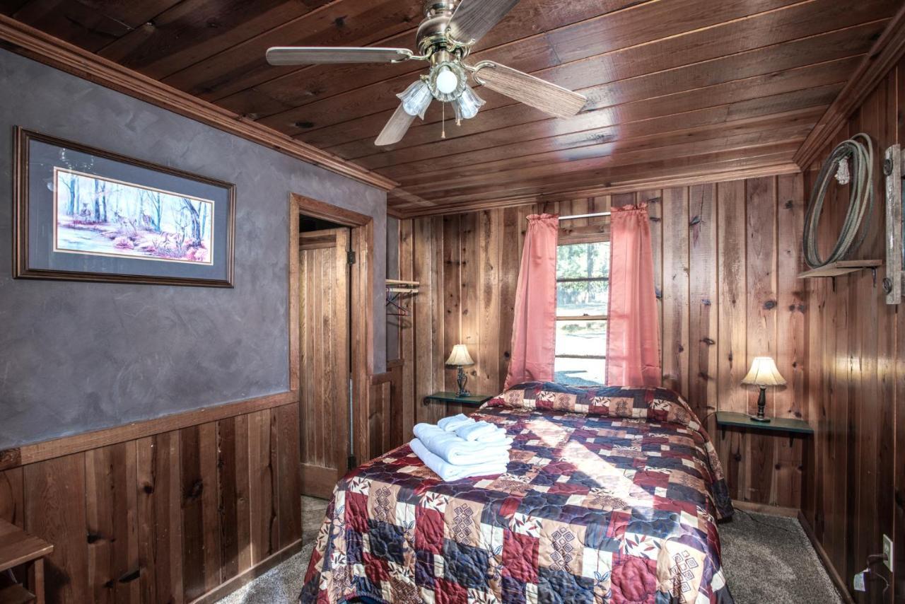 Apache Village 7, Queen Bed, Midtown, Sleeps 2 Ruidoso Eksteriør billede